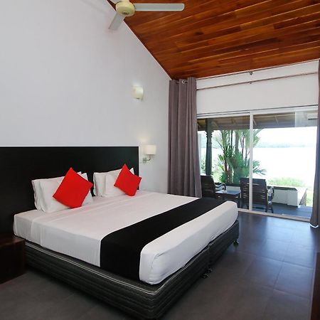 Kalla Bongo Lake Resort Hikkaduwa Ruang foto