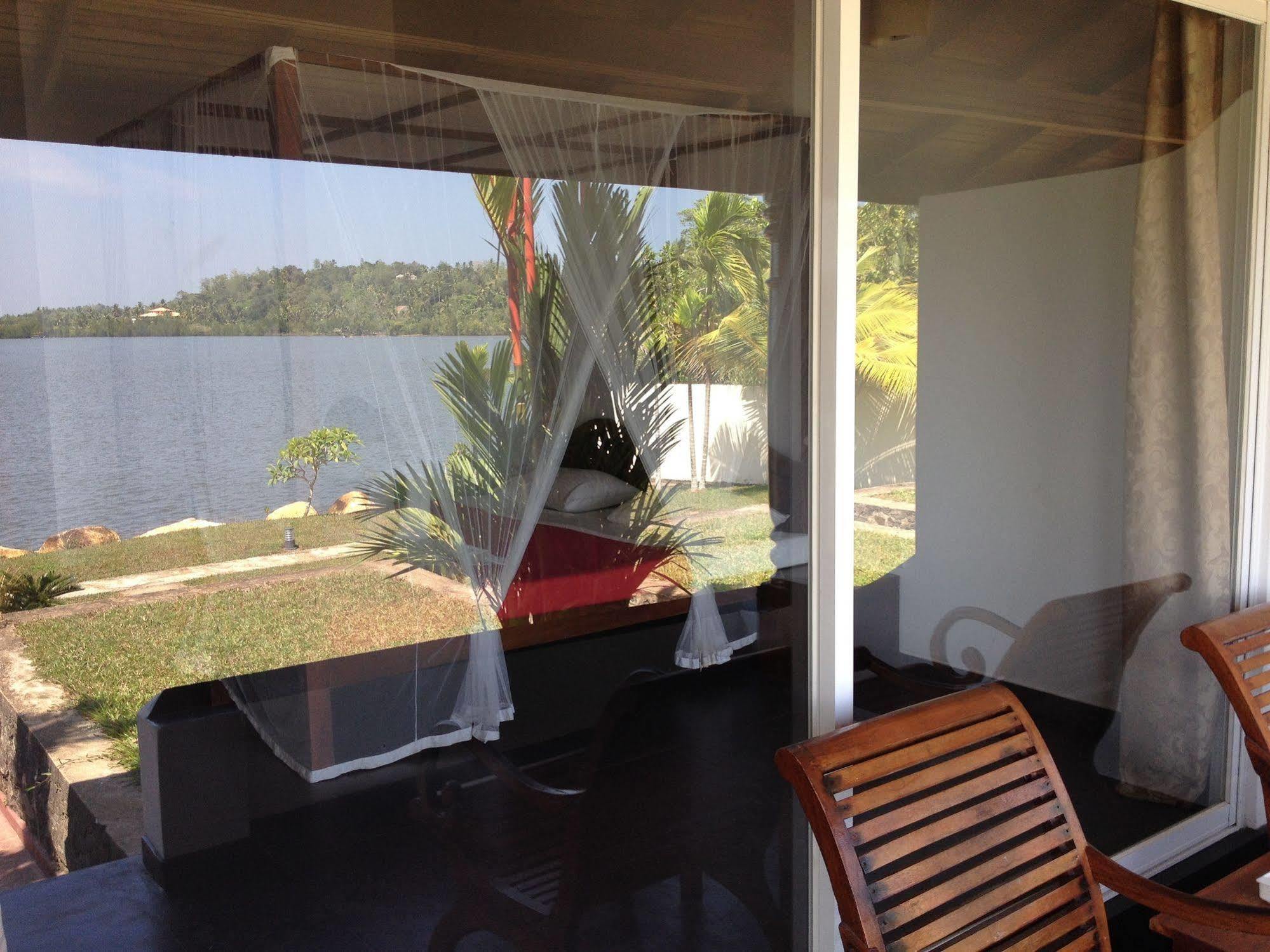 Kalla Bongo Lake Resort Hikkaduwa Bagian luar foto